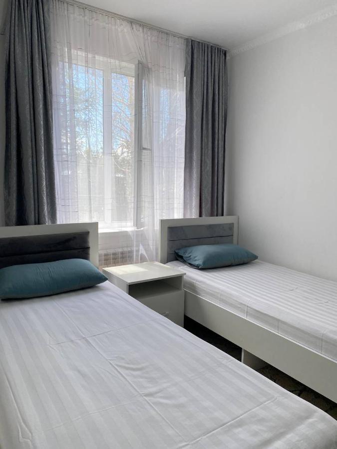 Karakol-Guest Bed & Breakfast Exterior photo